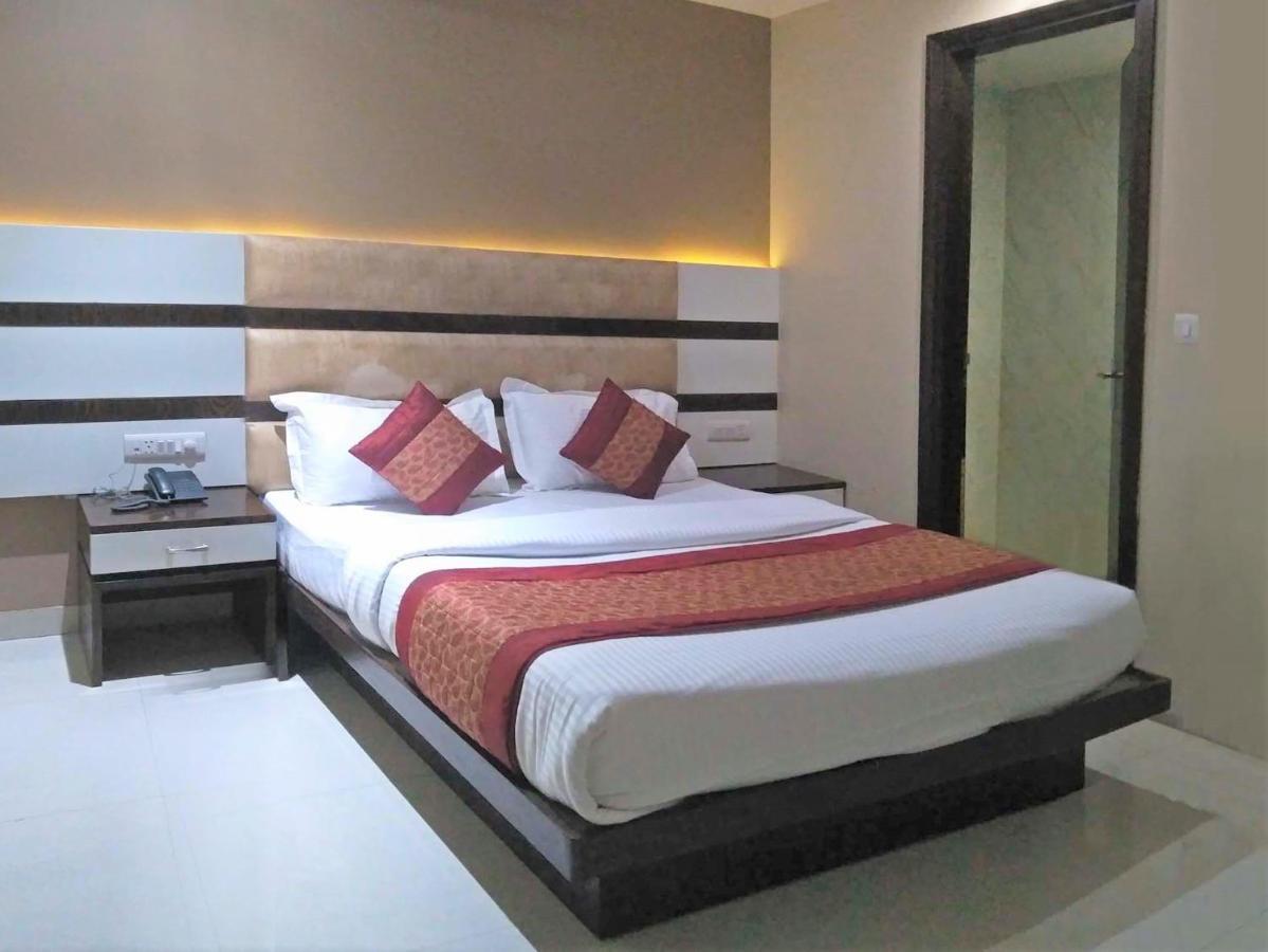 Raj Mahal Inn Нью-Дели Экстерьер фото